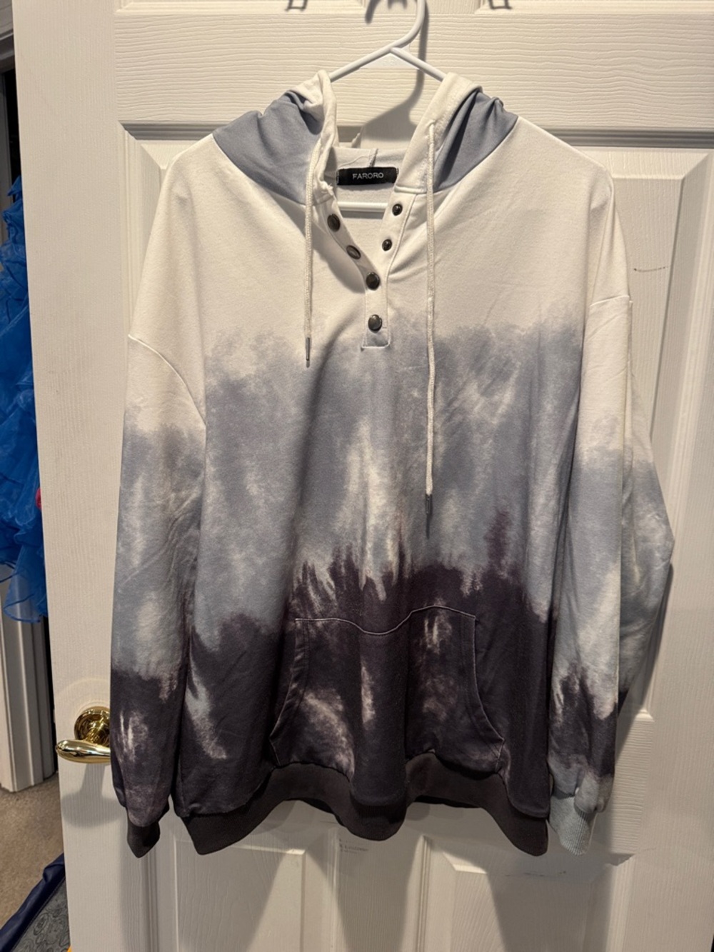 Womens Gray & White Tie-Dye Hooded Sweatshirt